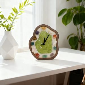 2026 Wholesale Retro Vintage Style Quartz Table Clock Modern Fashion Rough Stone Clock Ornament for Gift